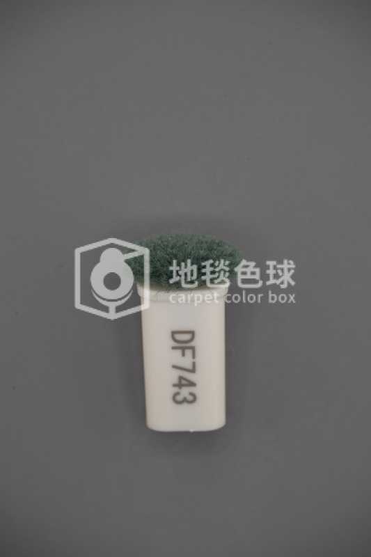 DF743
