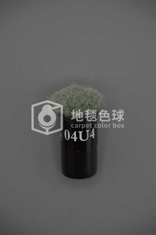 04U4